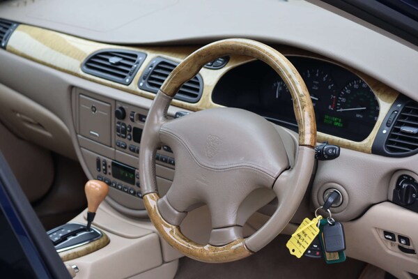 Used Jaguar S-Type 1999 for sale - 76304398: Photo 23