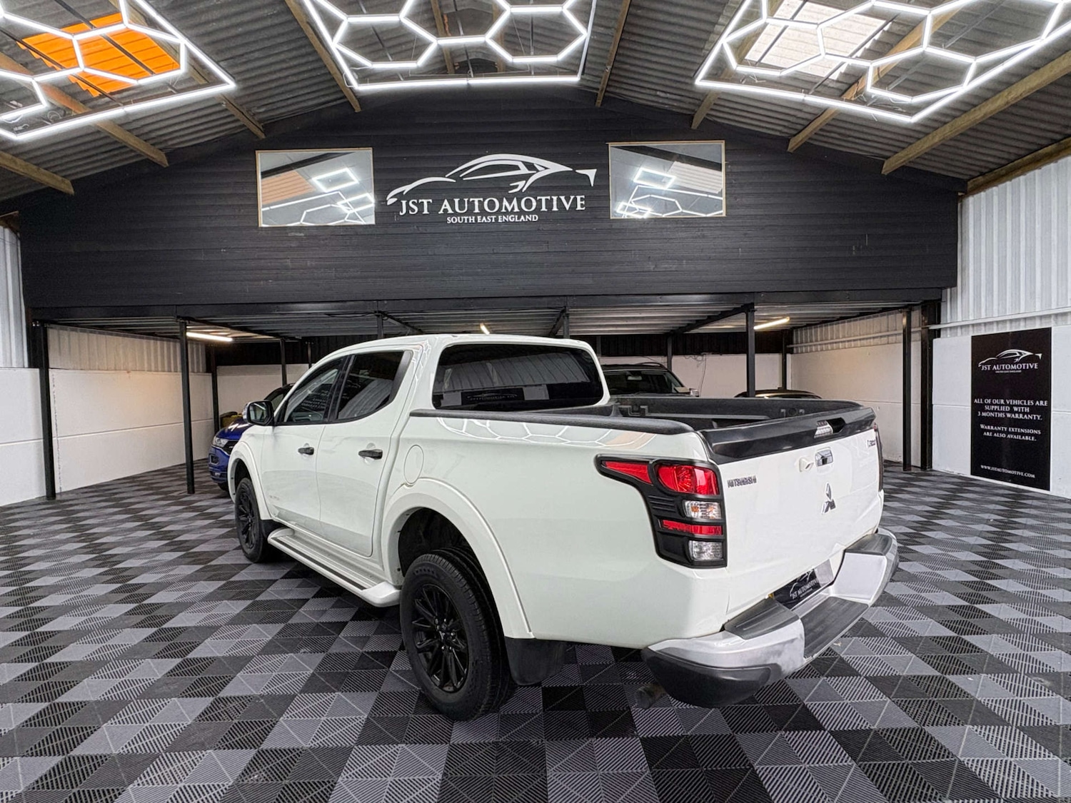 Used Mitsubishi L200 2018 for sale - 76601108: Photo 3