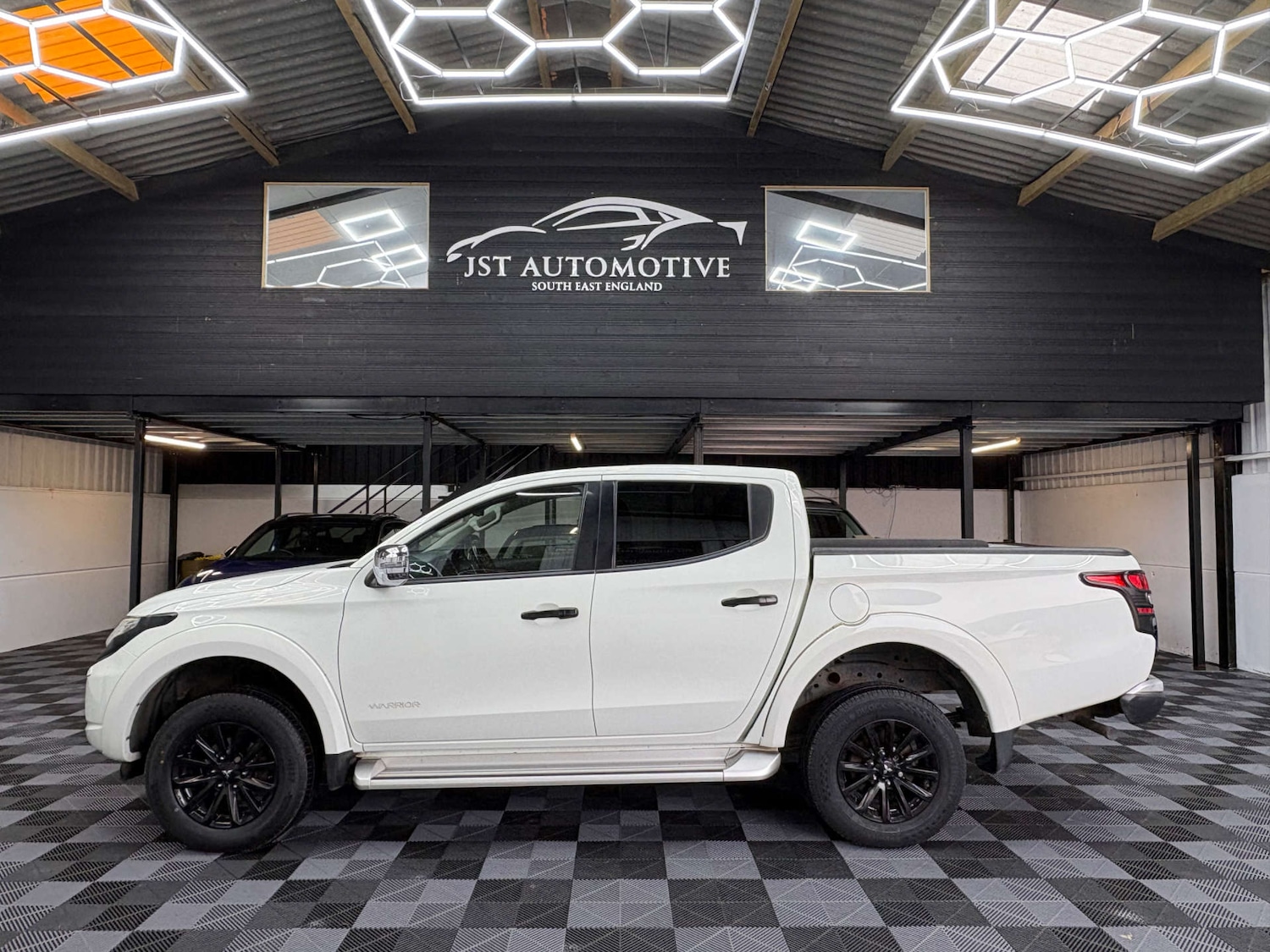 Used Mitsubishi L200 2018 for sale - 76601108: Photo 4