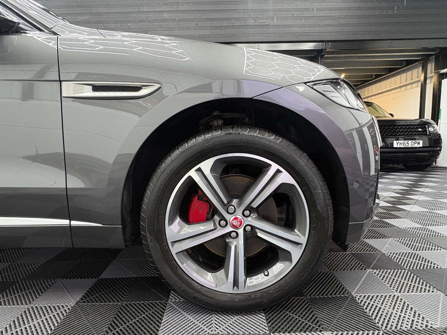 Used Jaguar F-Pace 2016 for sale - 77152837: Photo 11