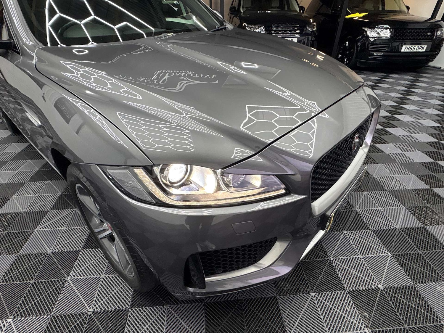 Used Jaguar F-Pace 2016 for sale - 77152837: Photo 23