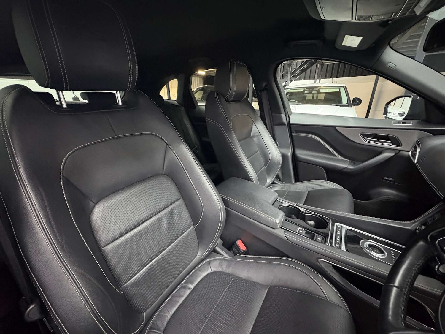 Used Jaguar F-Pace 2016 for sale - 77152837: Photo 36