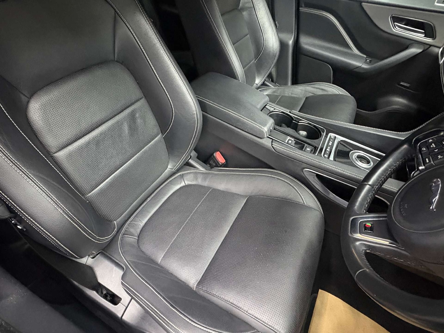 Used Jaguar F-Pace 2016 for sale - 77152837: Photo 40