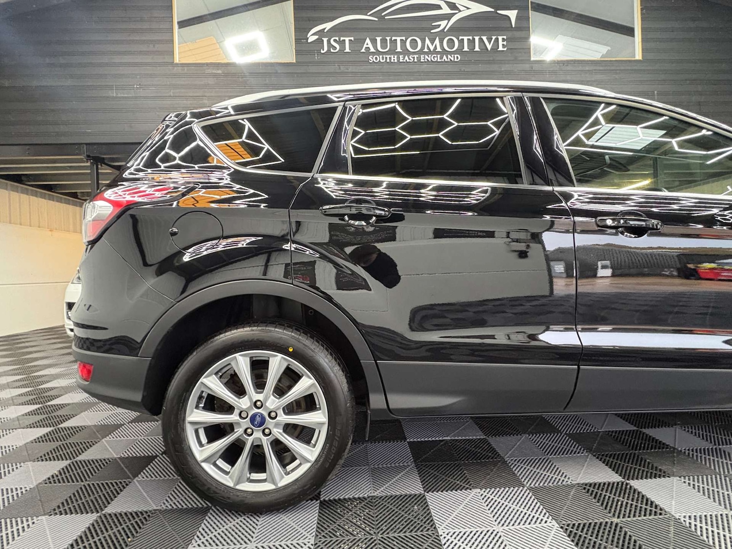 Used Ford Kuga 2019 for sale - 77542707: Photo 4