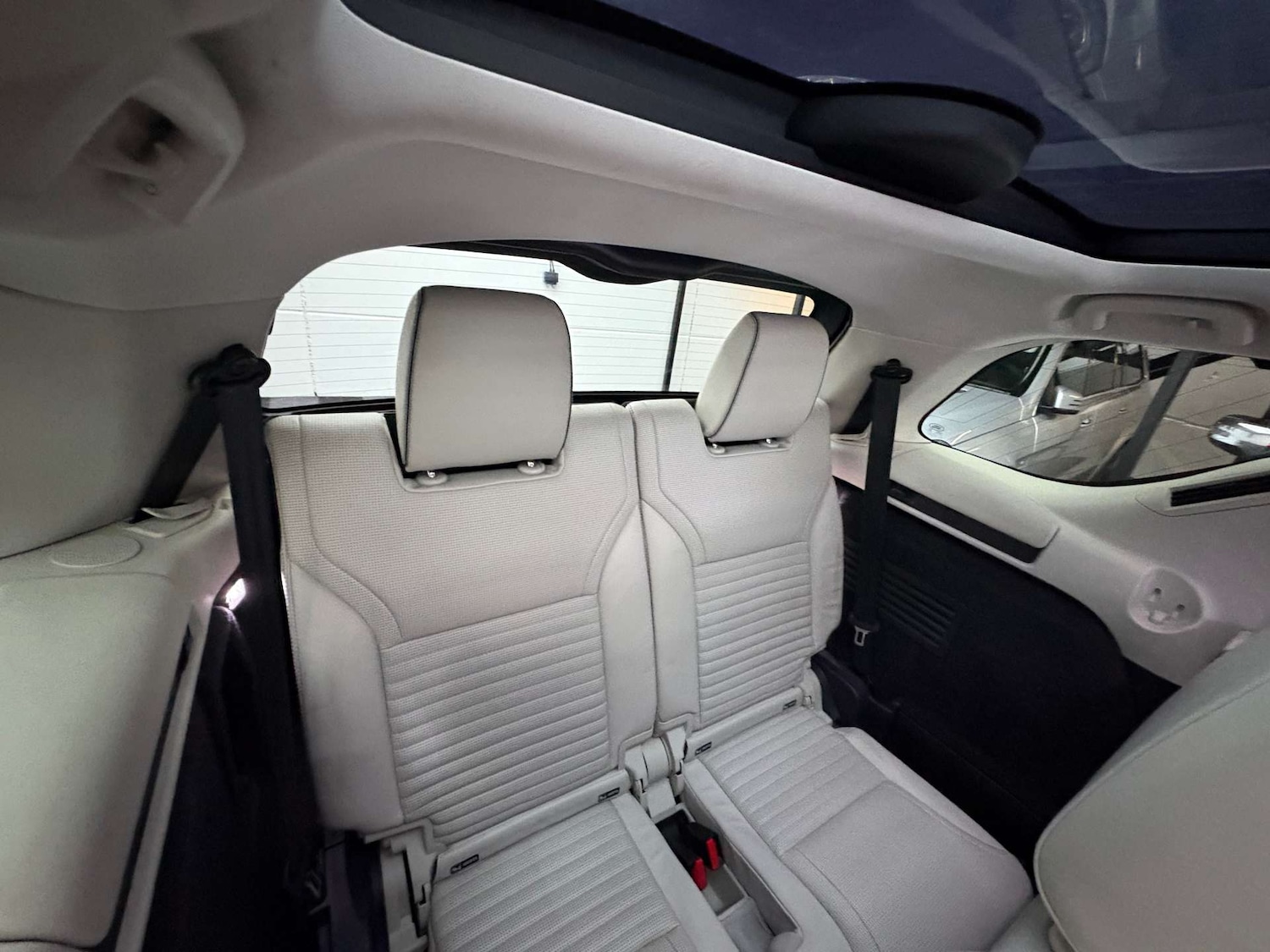 Used Land Rover Discovery 2017 for sale - 76829780: Photo 18