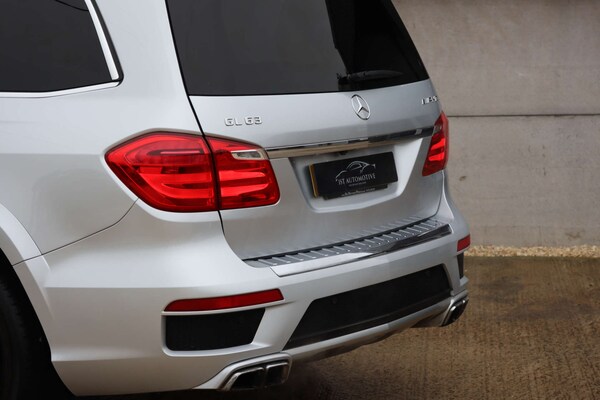 Used Mercedes-Benz GL Class 2014 for sale - 76304389: Photo 24
