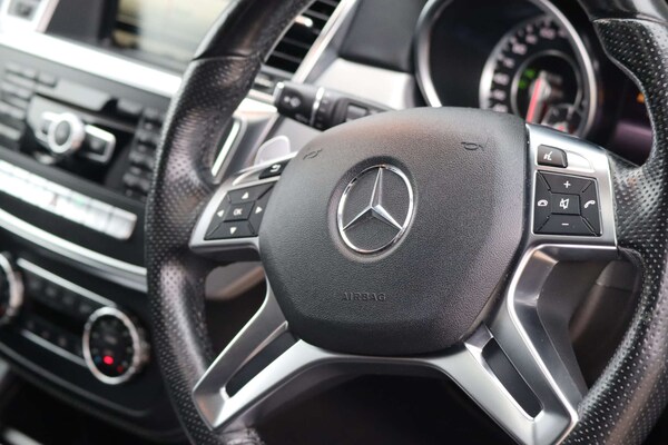 Used Mercedes-Benz GL Class 2014 for sale - 76304389: Photo 27