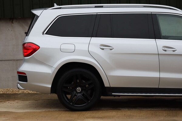 Used Mercedes-Benz GL Class 2014 for sale - 76304389: Photo 9