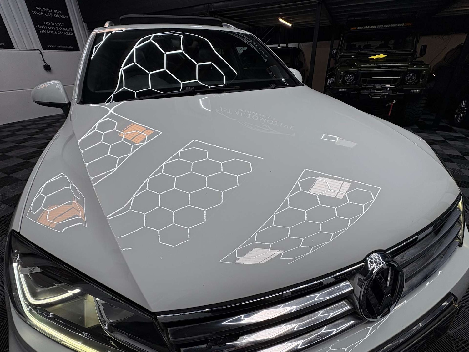 Used Volkswagen Touareg 2016 for sale - 77836378: Photo 17