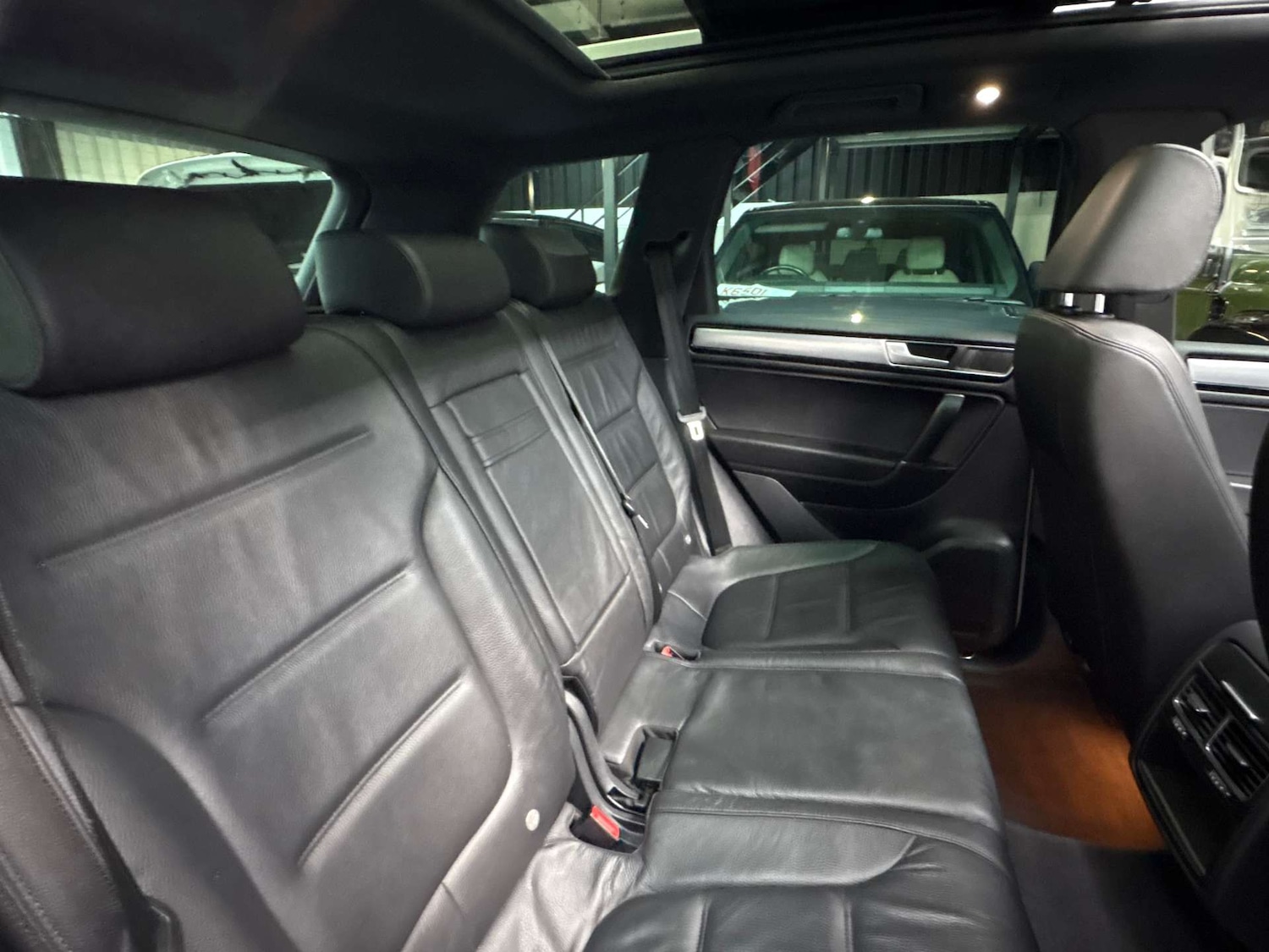 Used Volkswagen Touareg 2016 for sale - 77836378: Photo 21