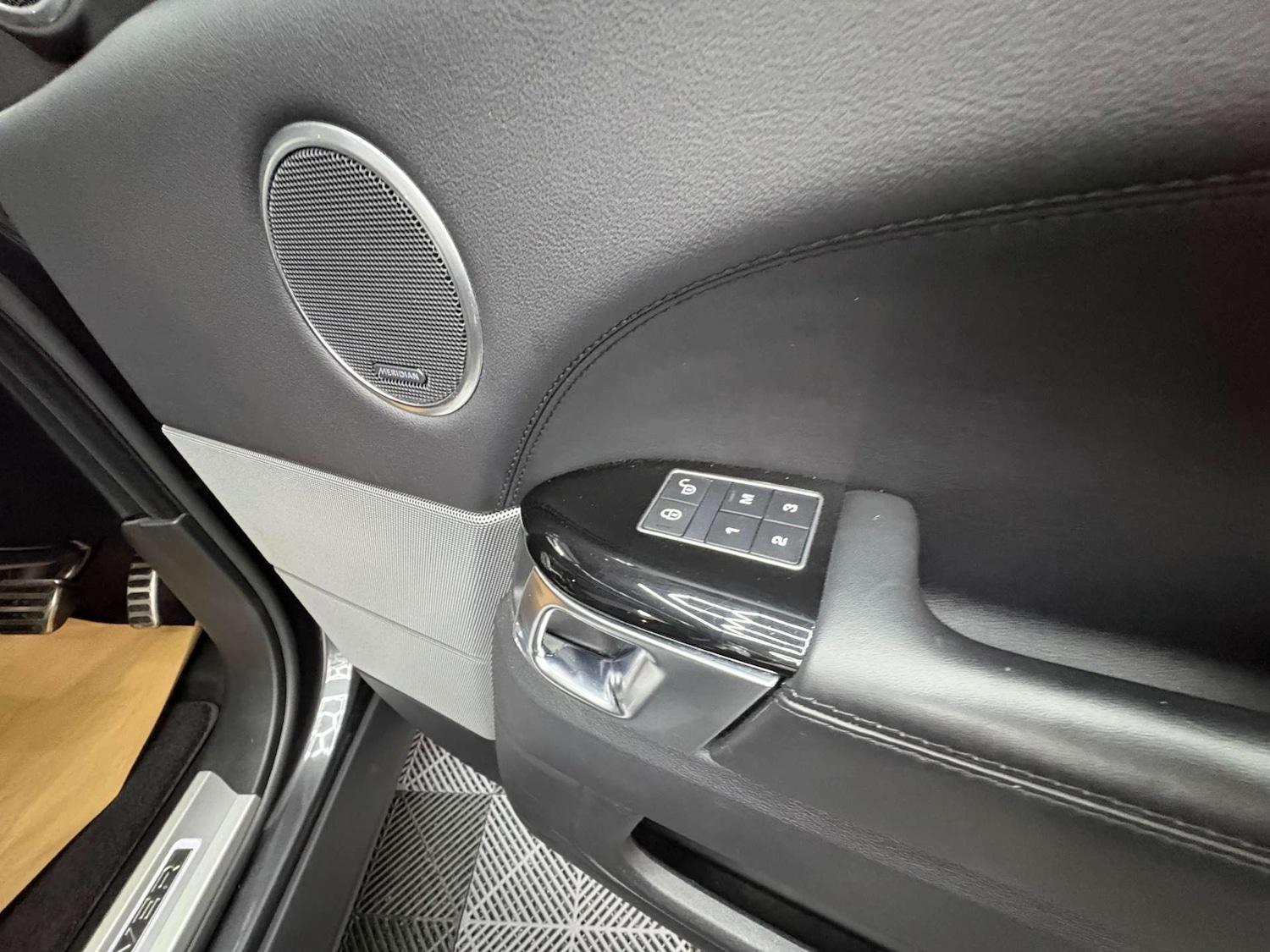 Used Land Rover Range Rover Sport 2017 for sale - 76391881: Photo 25