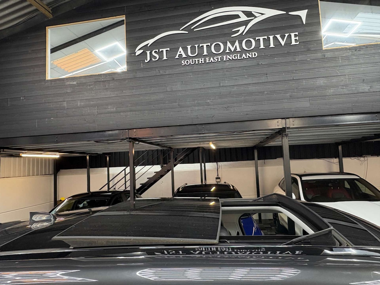 Used Land Rover Range Rover Sport 2017 for sale - 76391881: Photo 9