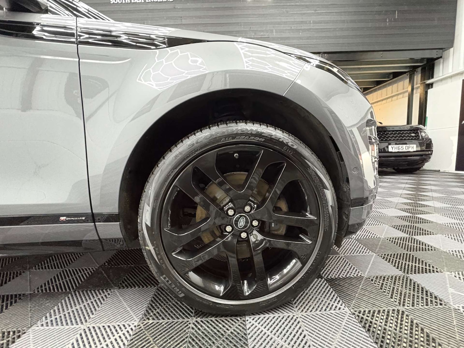 Used Land Rover Range Rover Evoque 2021 for sale - 77087301: Photo 12