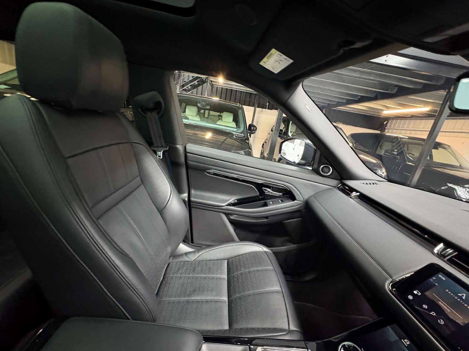 Used Land Rover Range Rover Evoque 2021 for sale - 77087301: Photo 33