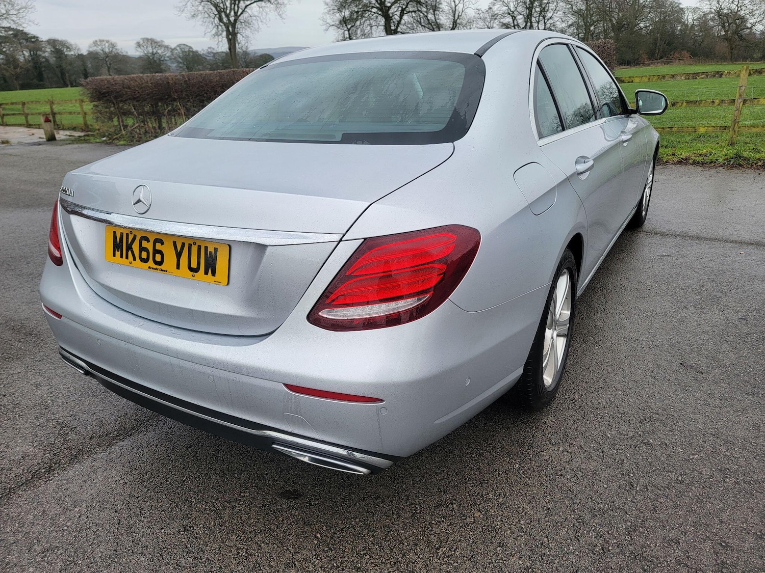Used Mercedes-Benz E Class for sale - 77958337: Photo 27