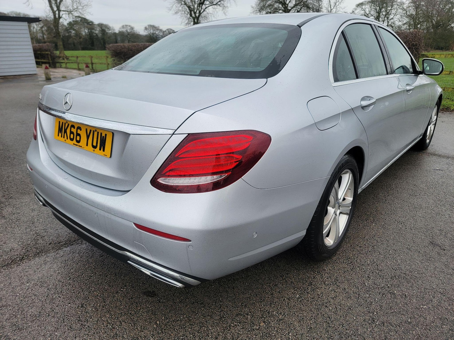 Used Mercedes-Benz E Class for sale - 77958337: Photo 28