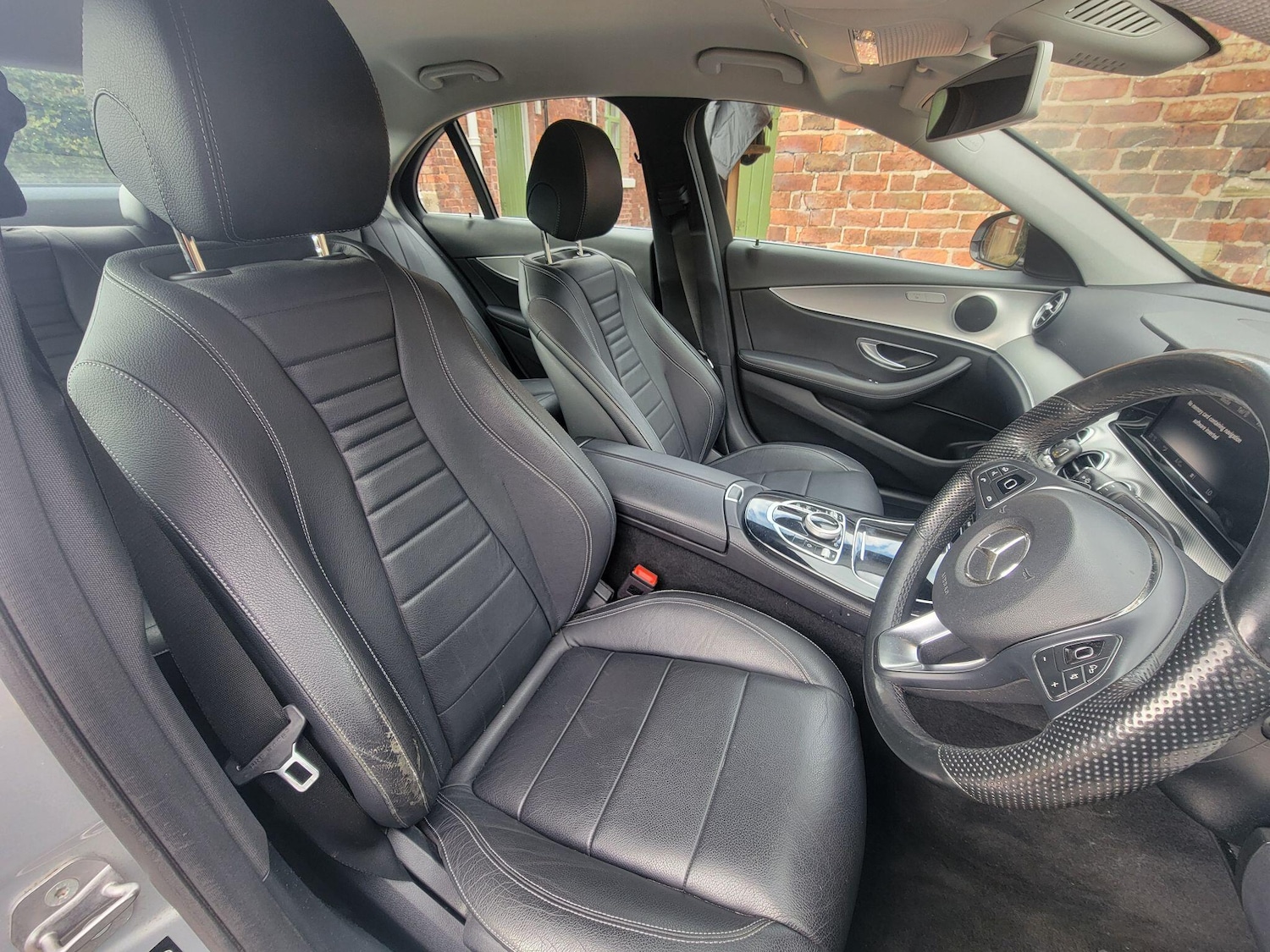 Used Mercedes-Benz E Class for sale - 77958337: Photo 34