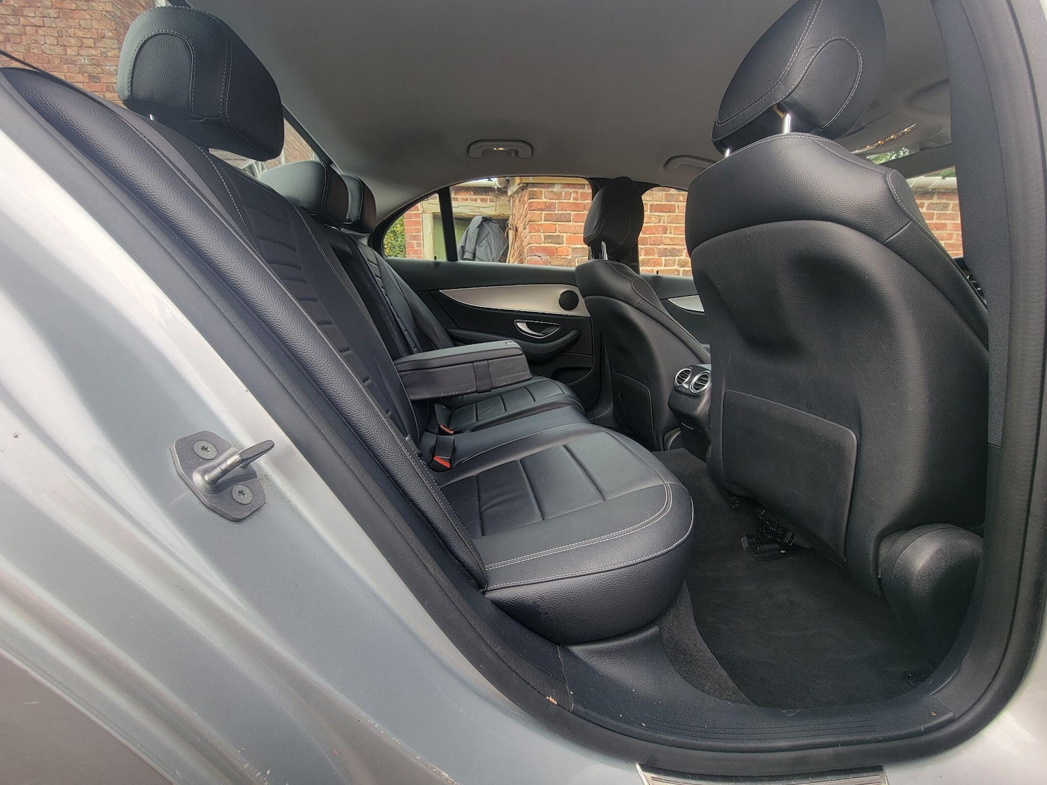 Used Mercedes-Benz E Class for sale - 77958337: Photo 36