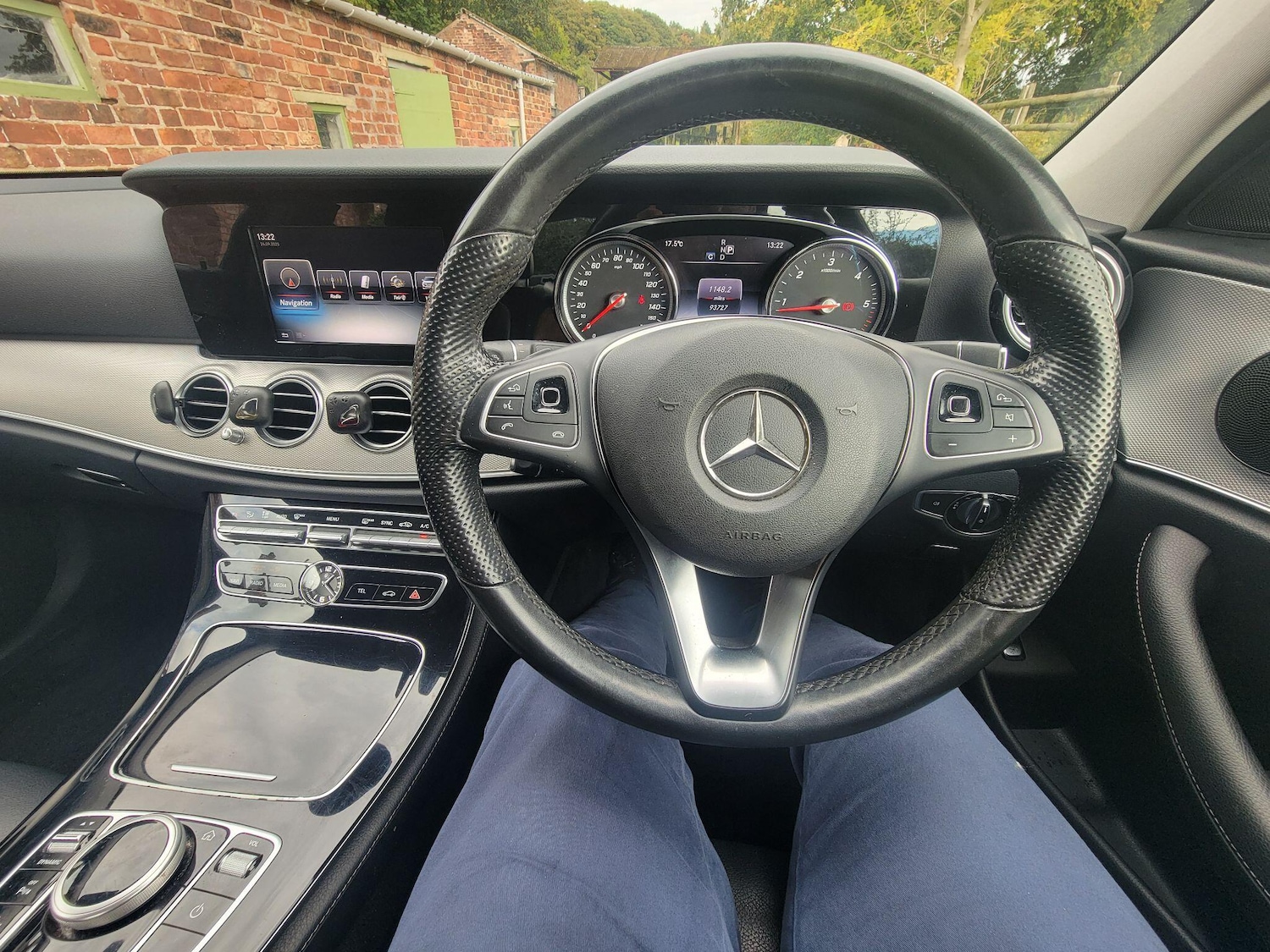 Used Mercedes-Benz E Class for sale - 77958337: Photo 47