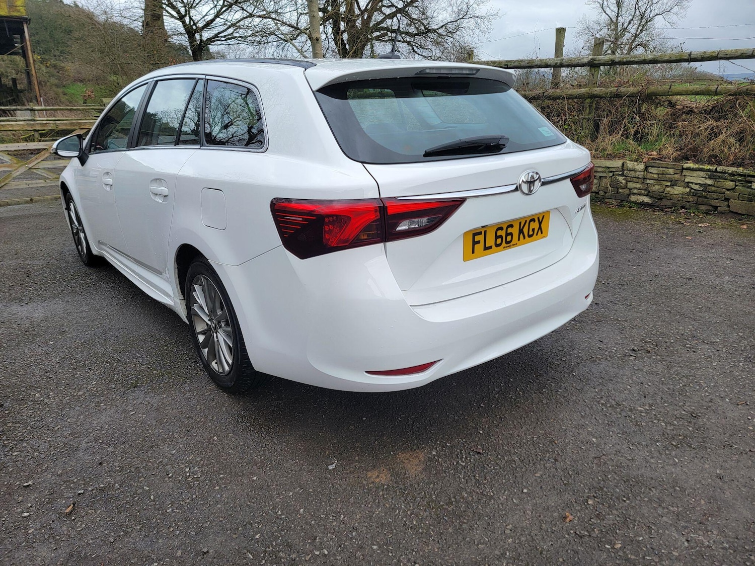 Used Toyota Avensis for sale - 77958435: Photo 10