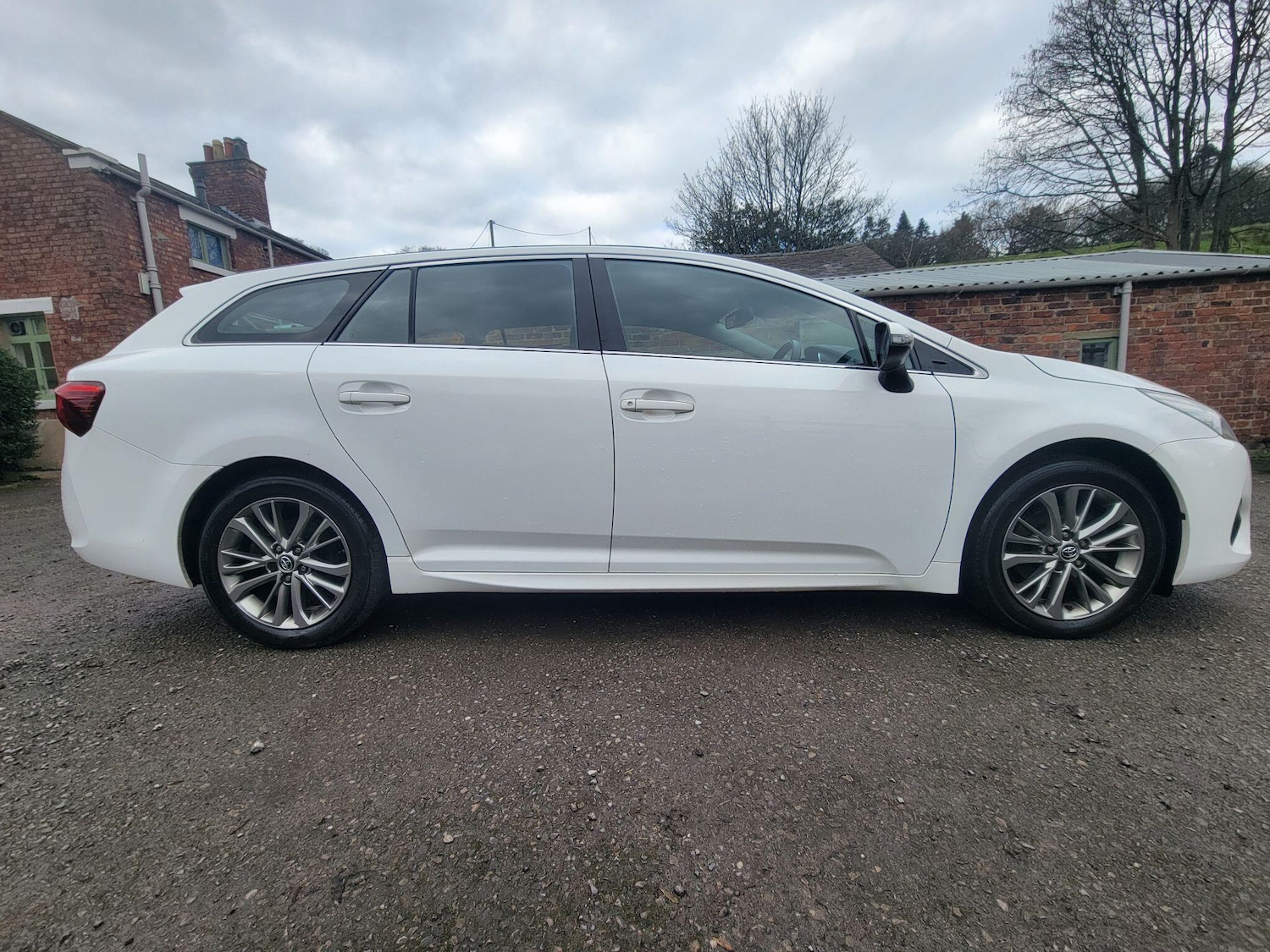 Used Toyota Avensis for sale - 77958435: Photo 16