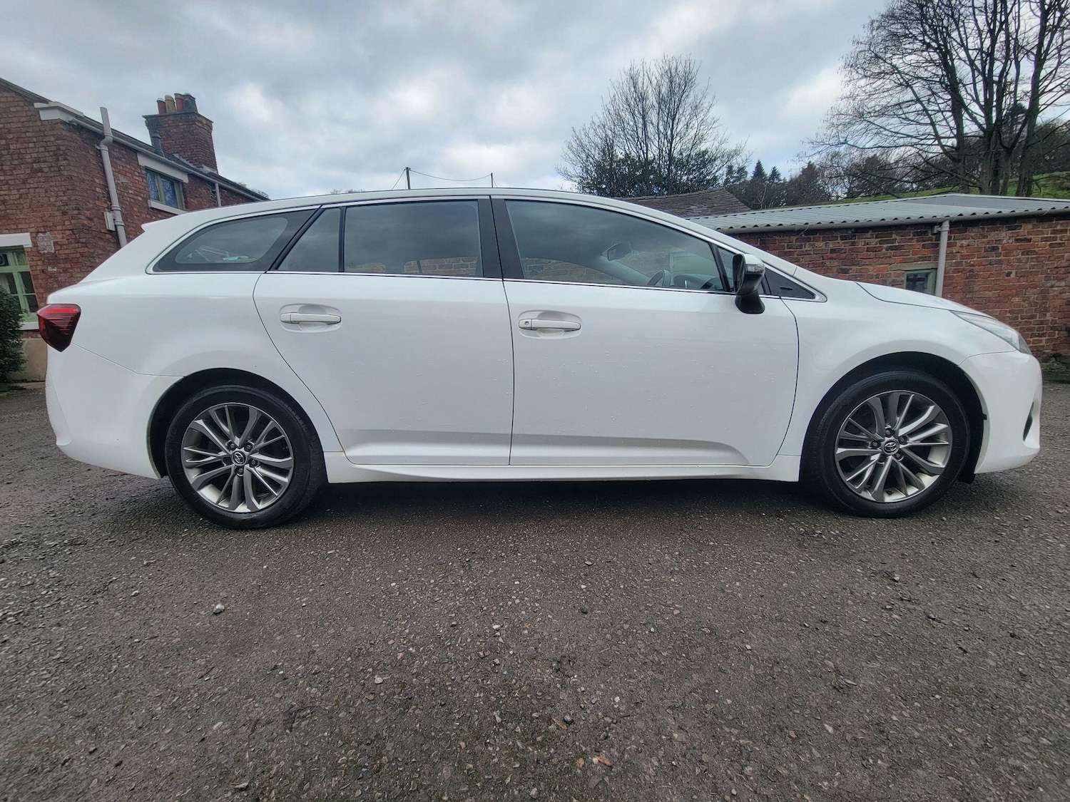 Used Toyota Avensis for sale - 77958435: Photo 17
