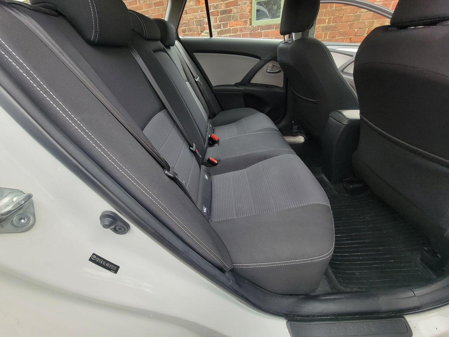 Used Toyota Avensis for sale - 77958435: Photo 23