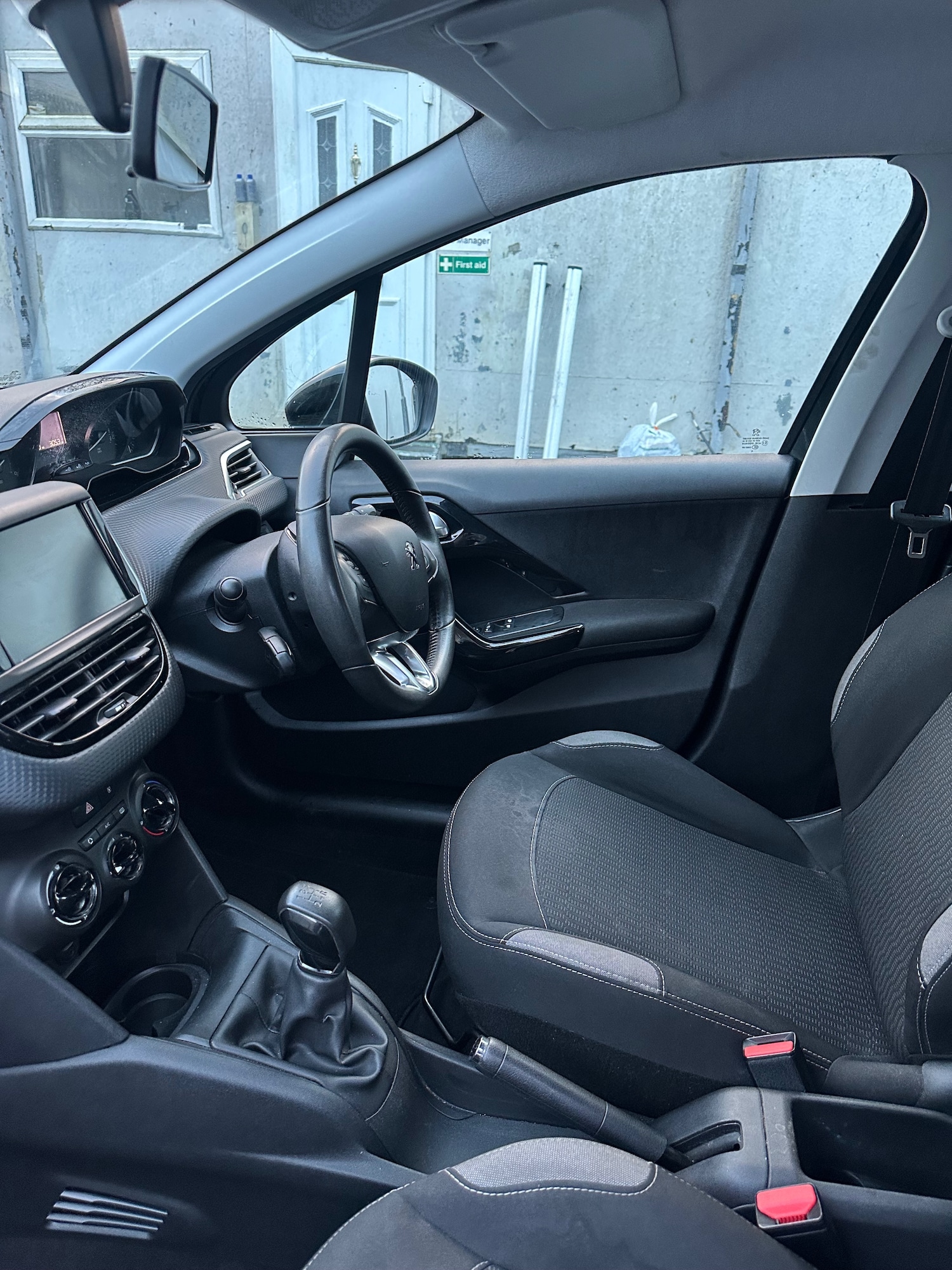 Used Peugeot 208 2016 for sale - 77736975: Photo 20