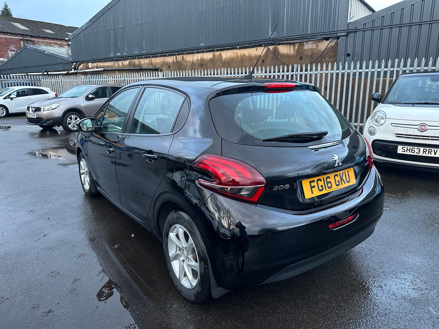 Used Peugeot 208 2016 for sale - 77736975: Photo 5