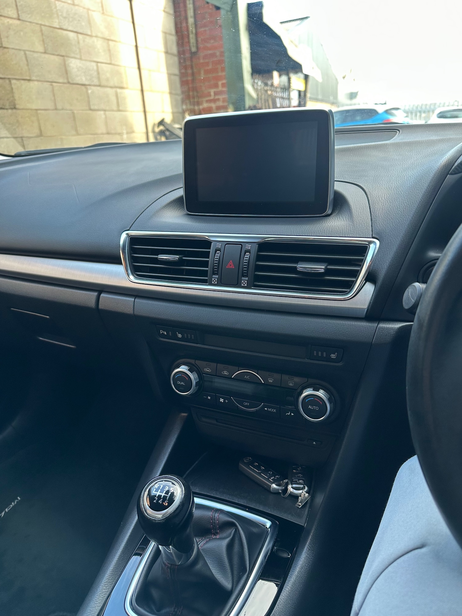 Used Mazda Mazda3 2015 for sale - 77736953: Photo 36