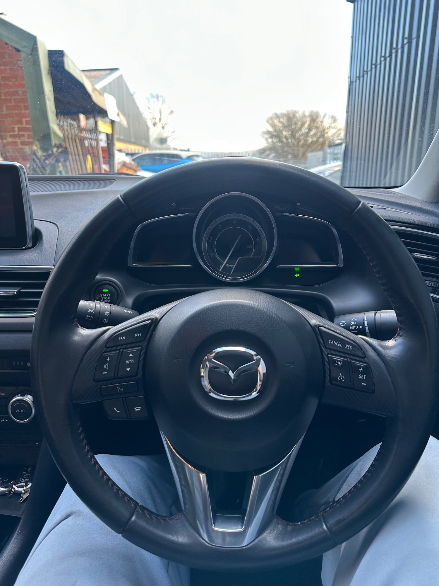 Used Mazda Mazda3 2015 for sale - 77736953: Photo 37