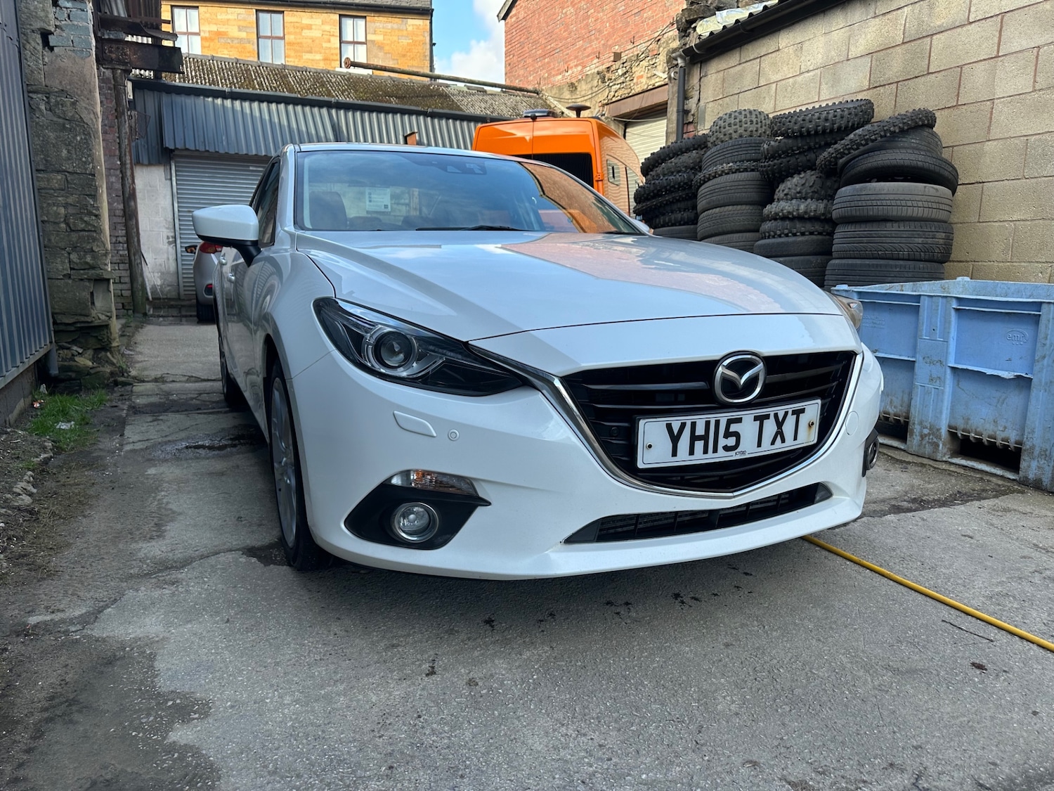 Used Mazda Mazda3 2015 for sale - 77736953: Photo 4