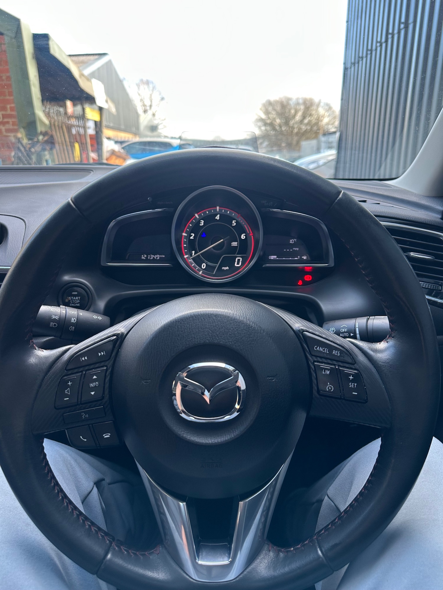 Used Mazda Mazda3 2015 for sale - 77736953: Photo 40