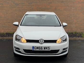 Used Volkswagen Golf 2017 for sale - 78833792: Photo