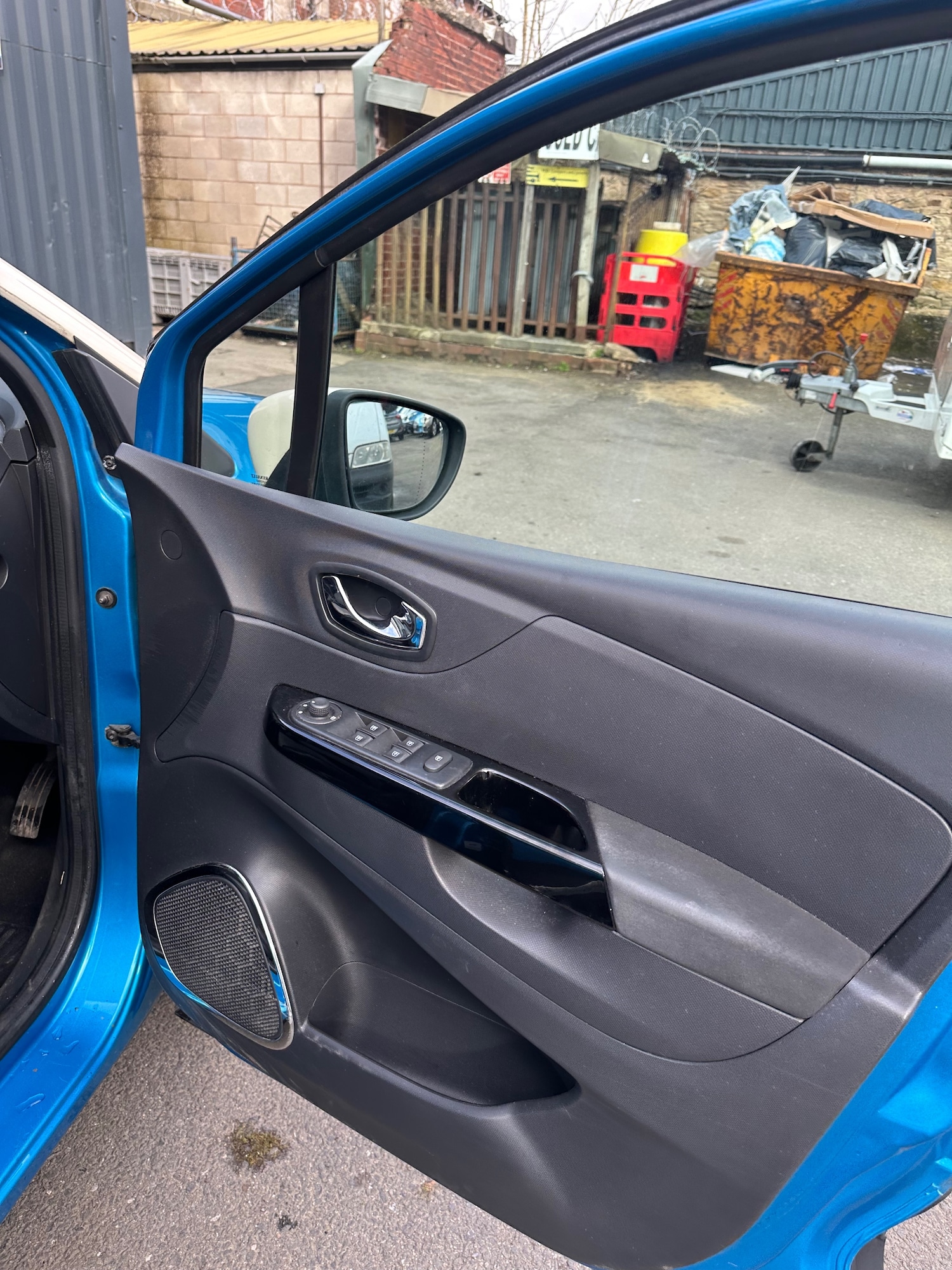 Used Renault Captur 2014 for sale - 77736265: Photo 19