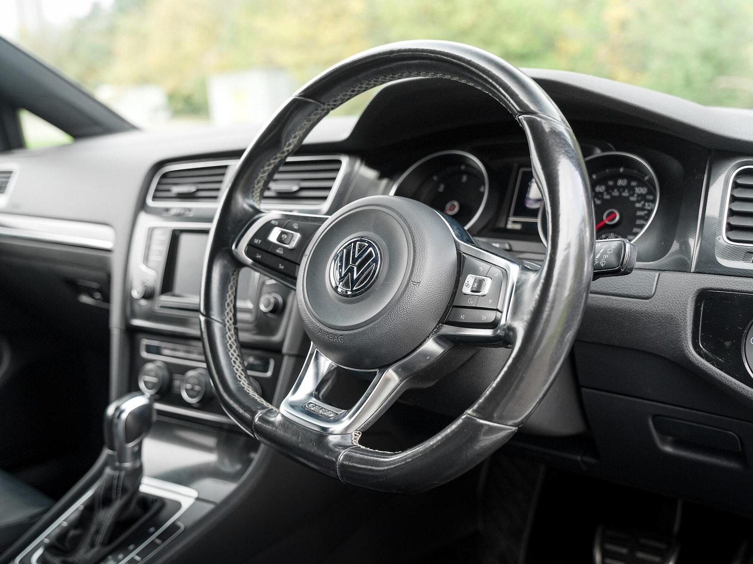 Used Volkswagen Golf 2014 for sale - 76432304: Photo 22