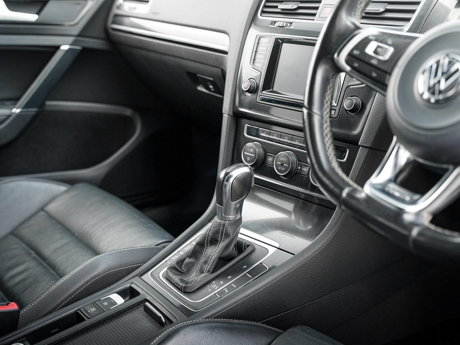 Used Volkswagen Golf 2014 for sale - 76432304: Photo 23