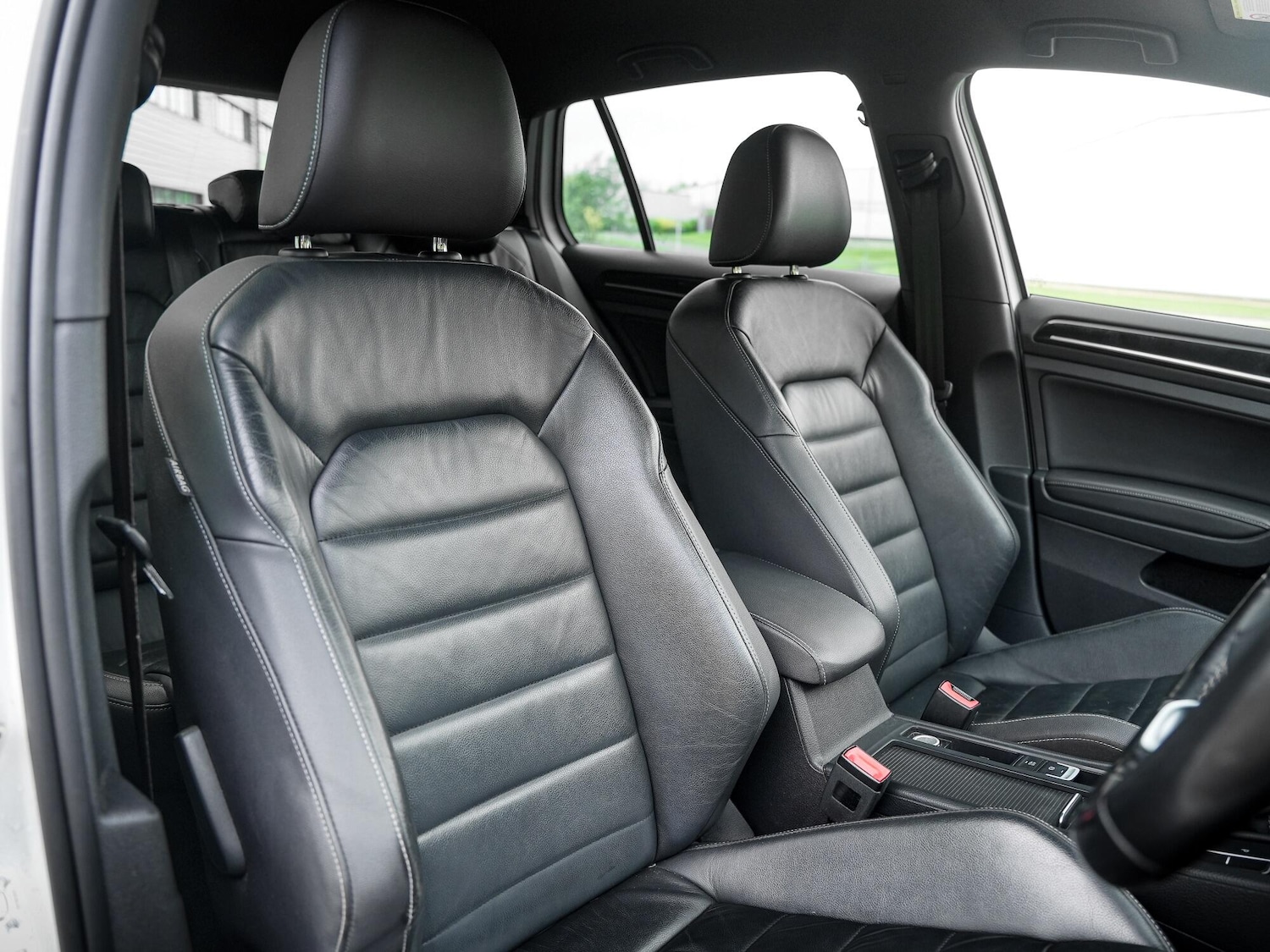 Used Volkswagen Golf 2014 for sale - 76432304: Photo 3