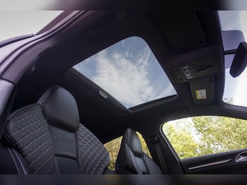 Used Audi RS3 2017 for sale - 76315077: Photo