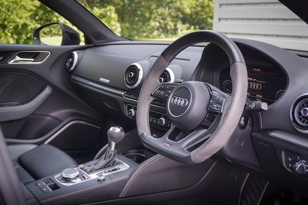 Used Audi RS3 2017 for sale - 76315077: Photo 4