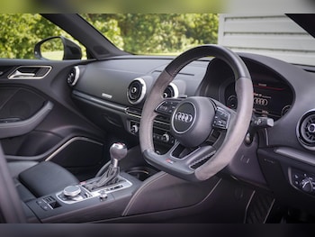Used Audi RS3 2017 for sale - 76315077: Photo