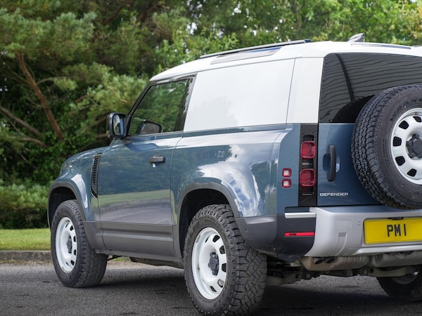 Used Land Rover Defender 90 2021 for sale - 74311517: Photo 38