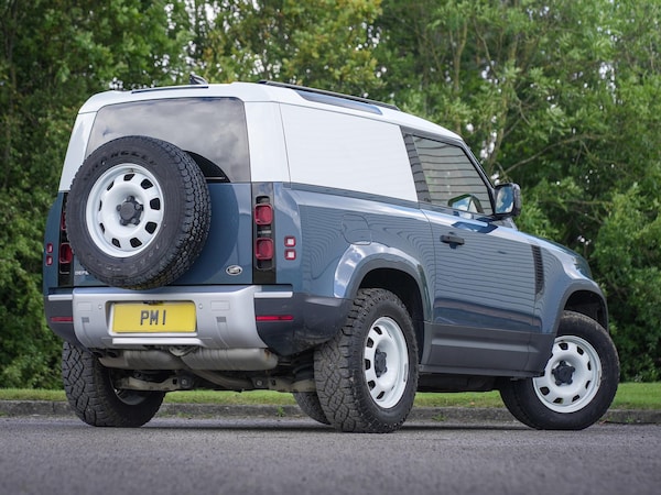 Used Land Rover Defender 90 2021 for sale - 74311517: Photo 8