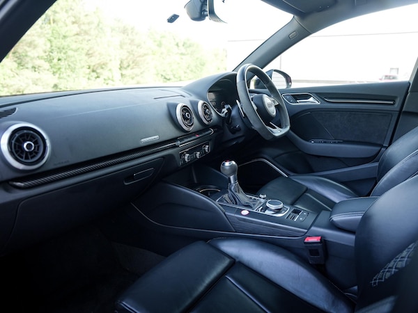 Used Audi RS3 2019 for sale - 75415026: Photo 19