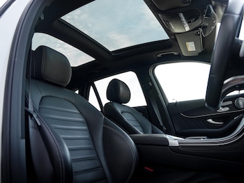 Used Mercedes-Benz GLC 2021 for sale - 75175192: Photo