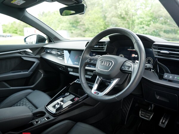 Used Audi RS3 2023 for sale - 74828733: Photo 31