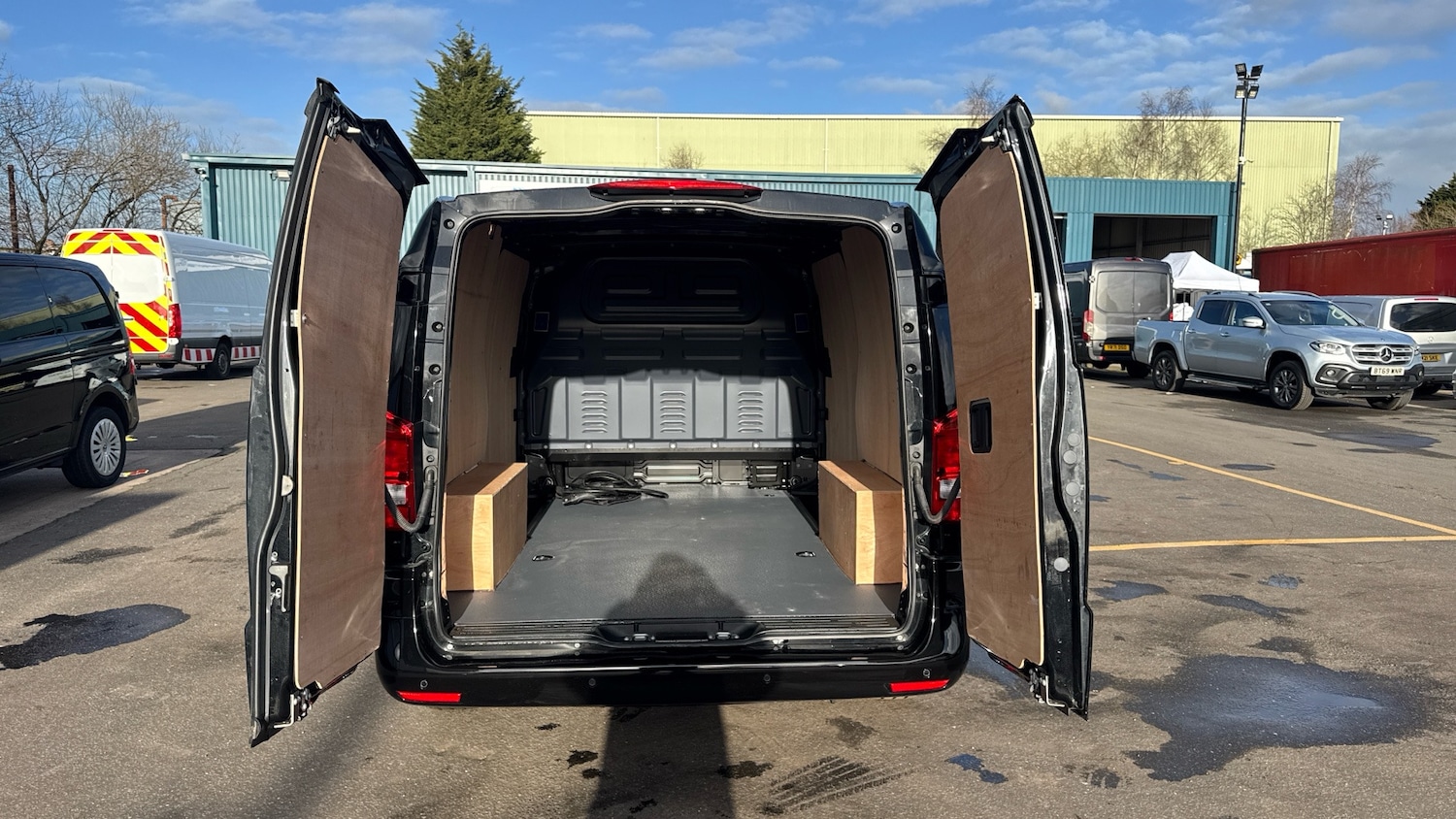 Used Mercedes-Benz Vito 2024 for sale - 77378826: Photo 17