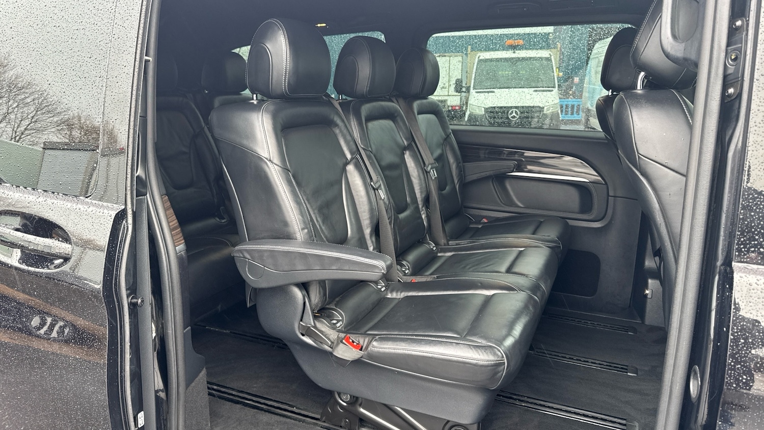 Used Mercedes-Benz V-Class 2020 for sale - 77545571: Photo 27