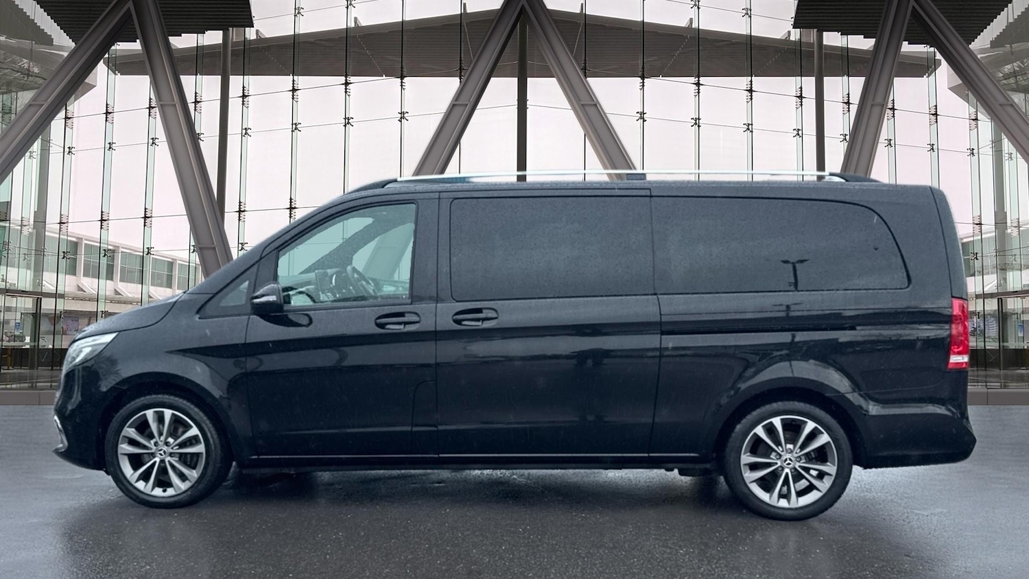 Used Mercedes-Benz V-Class 2020 for sale - 77545571: Photo 3