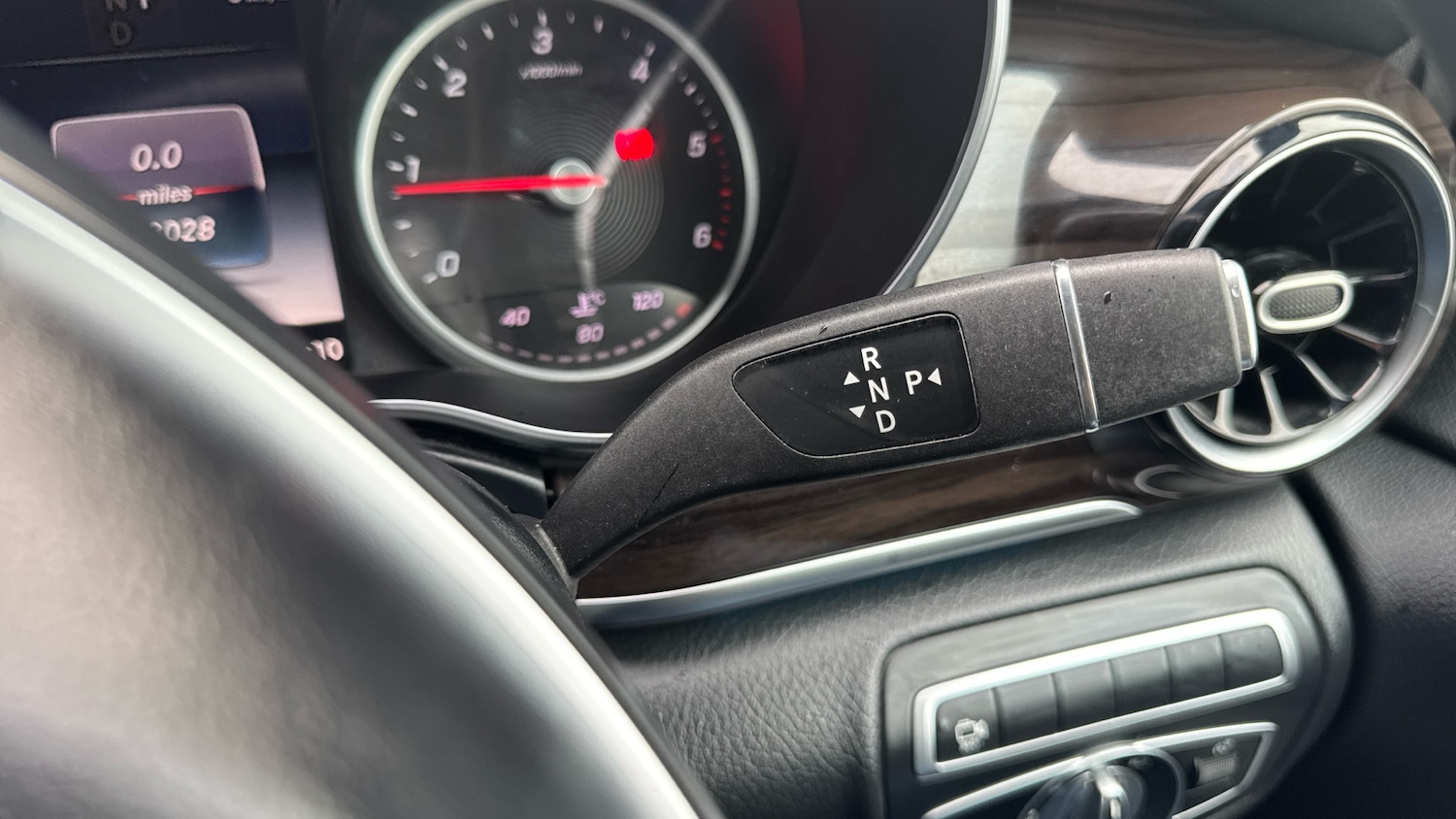 Used Mercedes-Benz V-Class 2020 for sale - 77545571: Photo 34